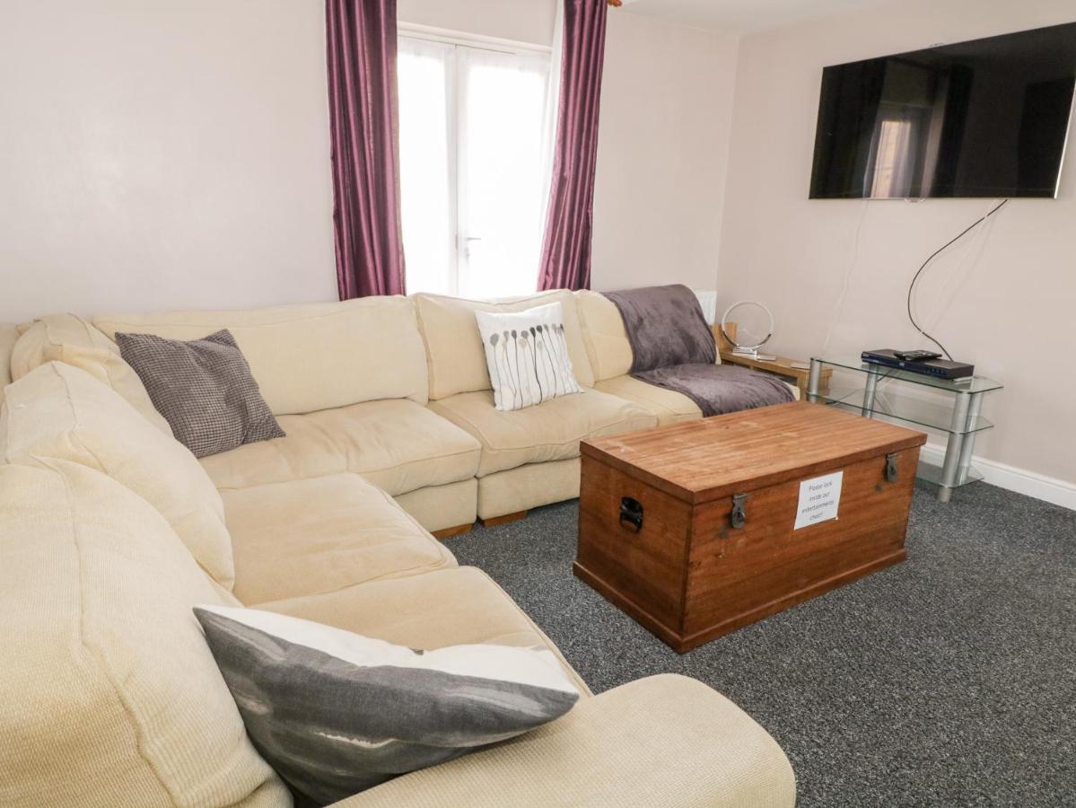 Villa 9 Navigation Square Skipton Esterno foto